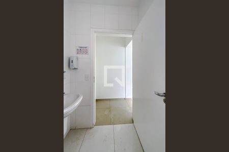 Banheiro da Suíte de casa para alugar com 8 quartos, 496m² em Alto da Lapa, São Paulo