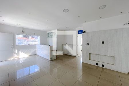 Sala de casa para alugar com 8 quartos, 496m² em Alto da Lapa, São Paulo