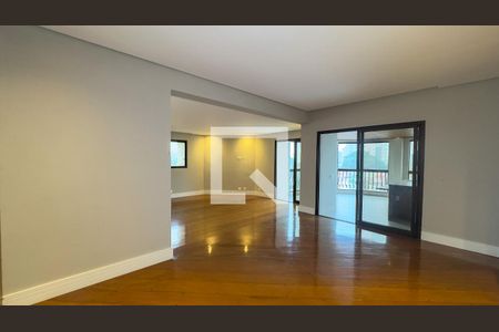 Sala de apartamento para alugar com 4 quartos, 360m² em Parque Colonial, São Paulo
