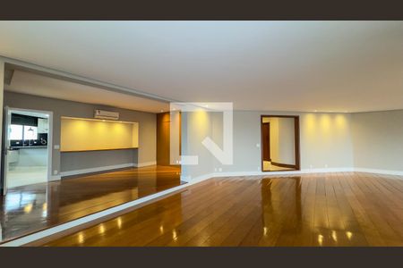 Sala de apartamento para alugar com 4 quartos, 360m² em Parque Colonial, São Paulo