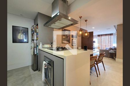 Cozinha de apartamento à venda com 3 quartos, 82m² em Vila Uberabinha, São Paulo
