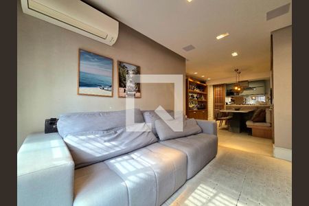 Sala de apartamento à venda com 3 quartos, 82m² em Vila Uberabinha, São Paulo