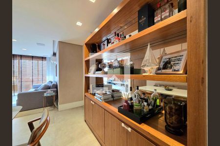 Sala de apartamento à venda com 3 quartos, 82m² em Vila Uberabinha, São Paulo