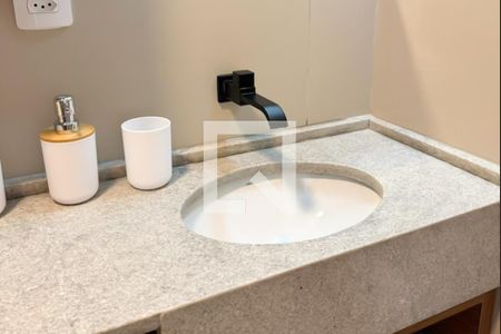 Banheiro  de apartamento para alugar com 1 quarto, 25m² em Laranjeiras, Rio de Janeiro