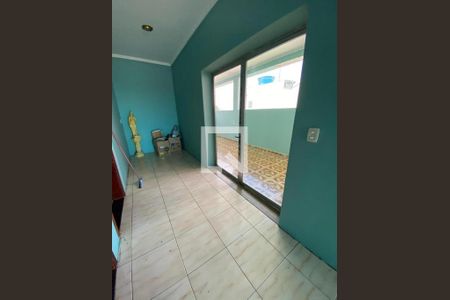AREA INTERNA de casa à venda com 6 quartos, 500m² em Vila Quitauna, Osasco