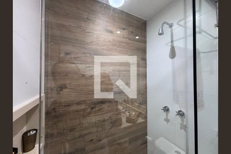 Banheiro de casa de condomínio à venda com 3 quartos, 269m² em Vargem Grande, Rio de Janeiro