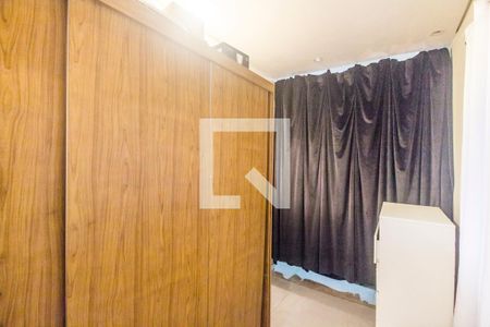 Suíte de casa à venda com 2 quartos, 200m² em Vila Sao Luiz (valparaizo), Barueri
