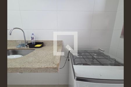 Cozinha de apartamento para alugar com 1 quarto, 50m² em Vila Caiçara, Praia Grande