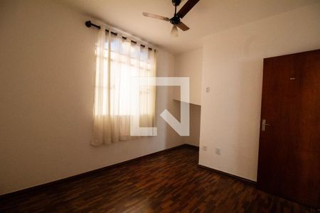 Quarto 02 de casa de condomínio para alugar com 2 quartos, 102m² em João Pinheiro, Belo Horizonte