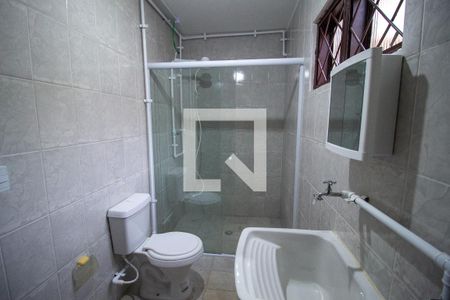 Banheiro de kitnet/studio para alugar com 1 quarto, 21m² em Vila Castilho, Votorantim