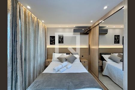Quarto de kitnet/studio à venda com 1 quarto, 25m² em Jardim das Acacias, São Paulo