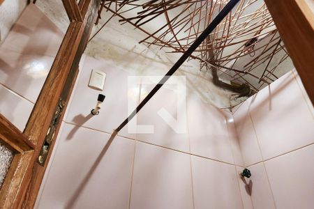 Banheiro de apartamento à venda com 1 quarto, 89m² em Lapa, Rio de Janeiro
