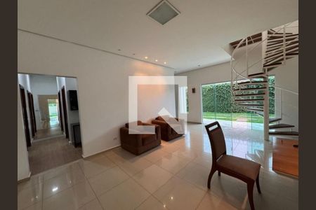 Casa para alugar com 4 quartos, 280m² em Jardim Karaíba, Uberlândia