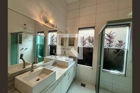 Casa para alugar com 4 quartos, 280m² em Jardim Karaíba, Uberlândia