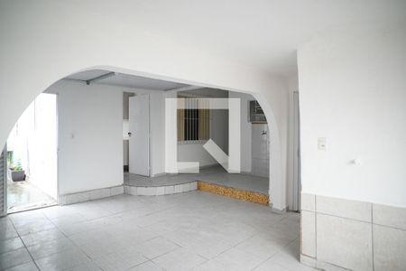 Sala de casa para alugar com 2 quartos, 80m² em Jardim Seckler, São Paulo