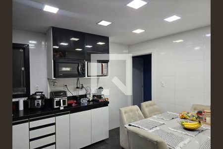 Casa para alugar com 3 quartos, 250m² em Colégio, Rio de Janeiro