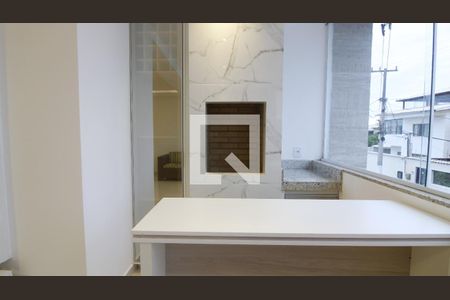 Apartamento para alugar com 2 quartos, 90m² em Foguete, Cabo Frio