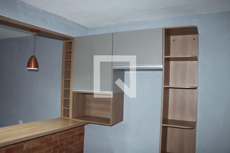 Casa para alugar com 2 quartos, 80m² em Jardim Soraia, Embu das Artes