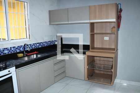 Casa para alugar com 2 quartos, 80m² em Jardim Soraia, Embu das Artes