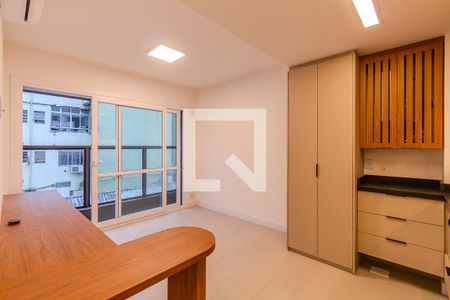 Sala/Cozinha de apartamento para alugar com 1 quarto, 32m² em Farroupilha, Porto Alegre