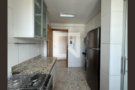 Cozinha de apartamento à venda com 2 quartos, 76m² em São Pedro, Belo Horizonte
