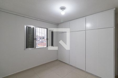 Quarto 2 de casa para alugar com 2 quartos, 52m² em Vila Rio Branco, São Paulo