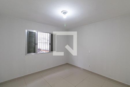 Quarto 1 de casa para alugar com 2 quartos, 52m² em Vila Rio Branco, São Paulo