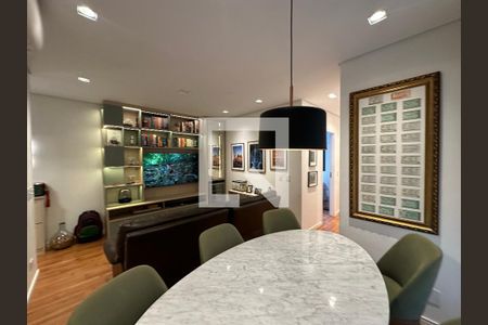 Sala de apartamento para alugar com 3 quartos, 70m² em Jardim Tupanci, Barueri