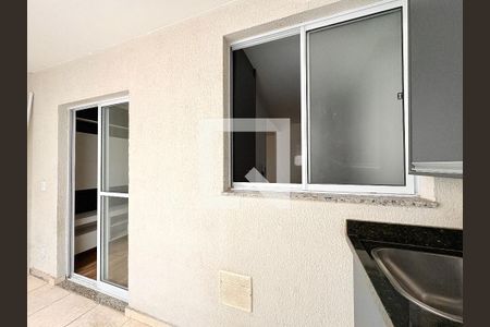 Varanda da Sala de apartamento para alugar com 3 quartos, 65m² em Vila Ipojuca, São Paulo
