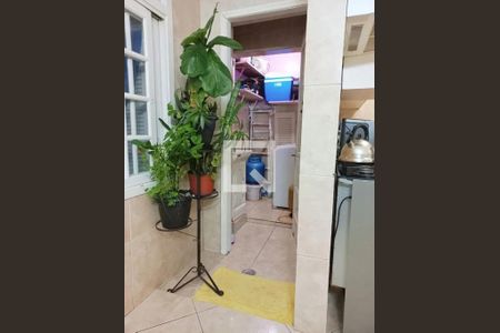 Sala de apartamento para alugar com 2 quartos, 49m² em Santana, Porto Alegre