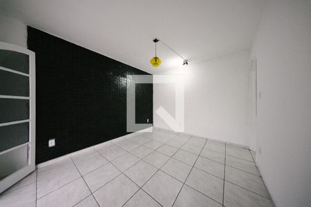 Quarto 1 de casa para alugar com 3 quartos, 66m² em Vila Ré, São Paulo