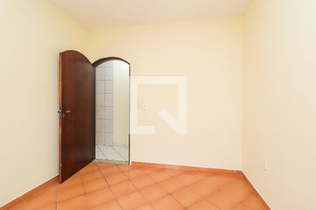 Quarto 2 de casa para alugar com 2 quartos, 80m² em Vila Reis, São Paulo