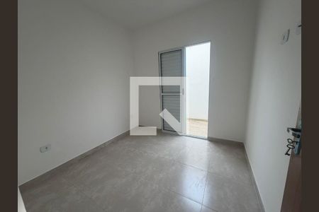 Quarto 1 de apartamento para alugar com 2 quartos, 59m² em Jardim Caguassu, São Paulo