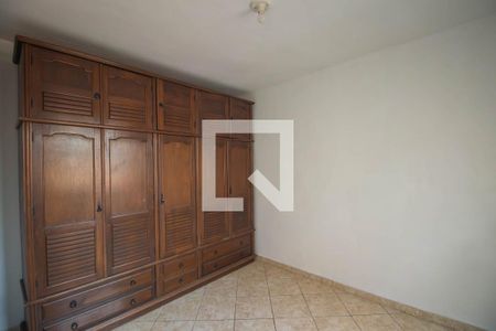 Quarto 1 de casa para alugar com 3 quartos, 120m² em Mutua, São Gonçalo