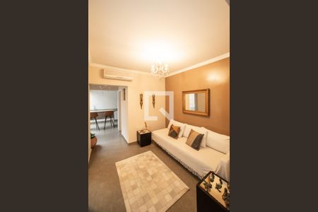 Sala de estar de casa para alugar com 2 quartos, 140m² em Vila Clementino, São Paulo