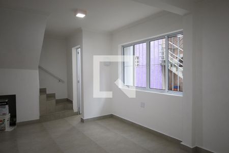 Casa para alugar com 2 quartos, 72m² em Cidade Dutra, São Paulo