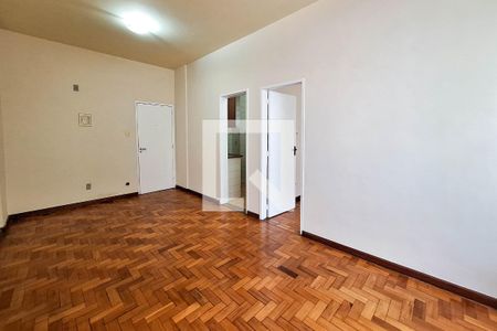 Sala de apartamento para alugar com 1 quarto, 40m² em Ingá, Niterói