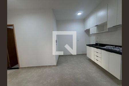 Cozinha de apartamento para alugar com 2 quartos, 53m² em Jardim Caguassu, São Paulo