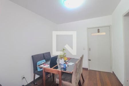 Sala de apartamento à venda com 2 quartos, 76m² em Petrópolis, Porto Alegre