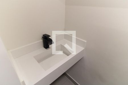 Lavabo de casa à venda com 3 quartos, 117m² em Vila Gumercindo, São Paulo