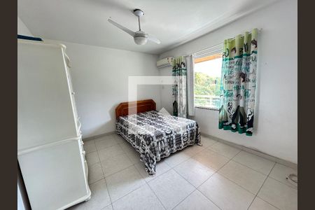 Quarto 1 de casa à venda com 4 quartos, 200m² em Vila Valqueire, Rio de Janeiro