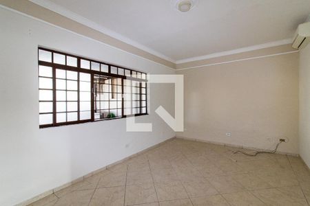 Casa para alugar com 3 quartos, 110m² em Vila Santa Isabel, Campinas