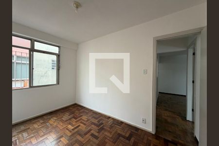 Quarto 2 de apartamento para alugar com 2 quartos, 50m² em Taquara, Rio de Janeiro