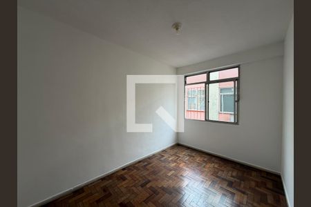 Quarto 2 de apartamento para alugar com 2 quartos, 50m² em Taquara, Rio de Janeiro