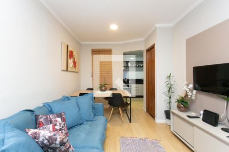 Sala de casa de condomínio à venda com 2 quartos, 68m² em Parada Xv de Novembro, São Paulo
