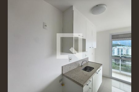 Cozinha de apartamento à venda com 2 quartos, 82m² em Barra Olímpica, Rio de Janeiro