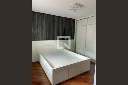 Casa à venda com 3 quartos, 540m² em Vila Albertina, São Paulo