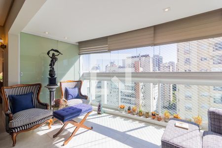 Apartamento para alugar com 3 quartos, 138m² em Paraíso, São Paulo