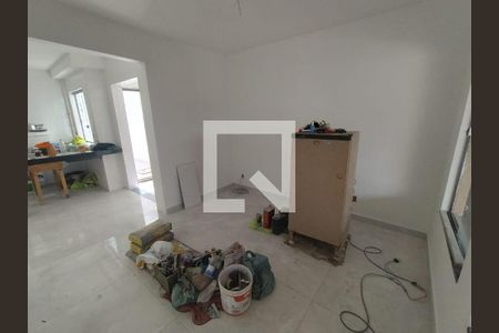 Foto 21 de casa à venda com 3 quartos, 80m² em Chácaras Califórnia, Contagem