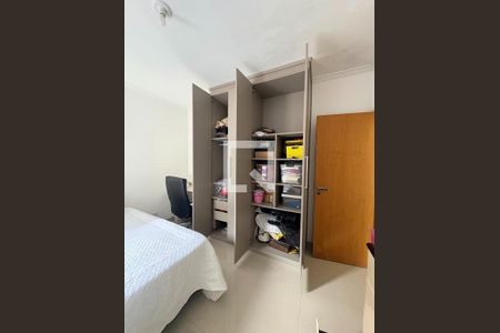 Casa à venda com 3 quartos, 180m² em Vila Dom Pedro I, São Paulo
